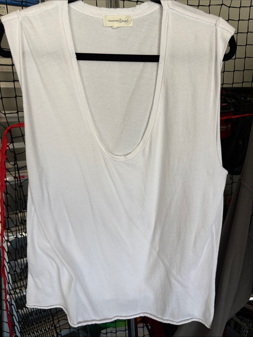 Treasure & Bond Classic White Scoop Neck Tank